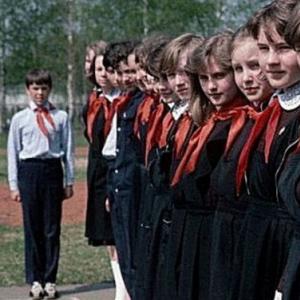 История советской школьной формы Советская школьная форма начальная школа